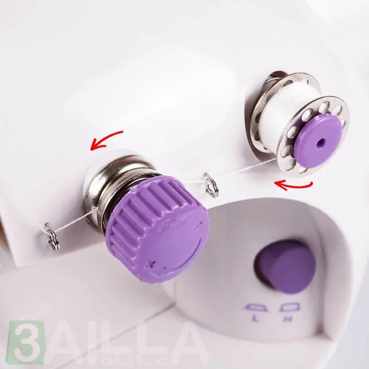 ماكينة خياطة كهربائية مع طاولة